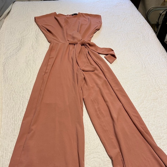 Jumpsuit in crepe - Picture 1 of 2